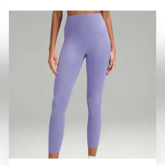 Lululemon - Picture 1 of 8